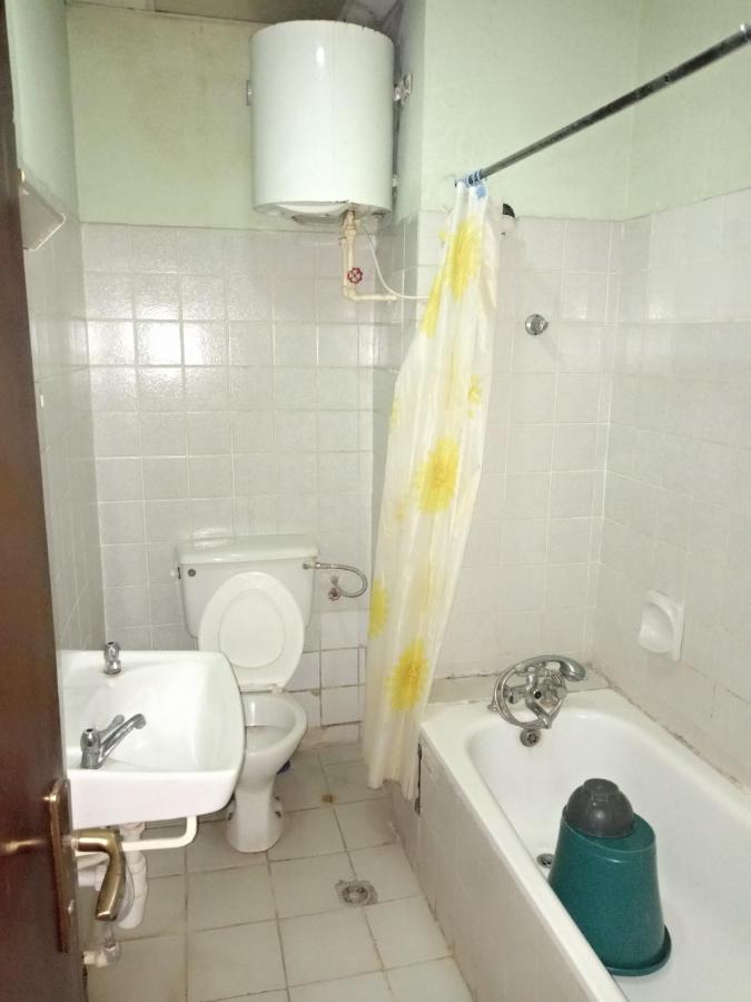 Weaver'S Hotel Abudża Zewnętrze zdjęcie